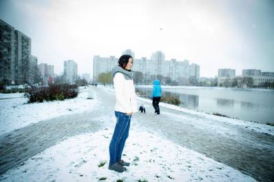 Русская брюнетка с очень волосатой киской